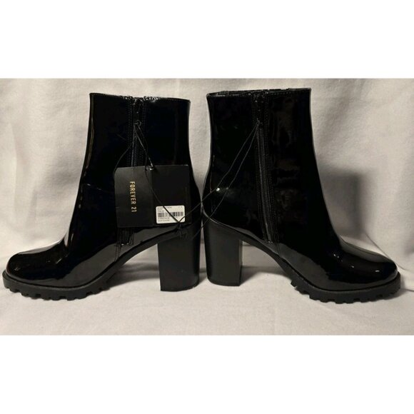 Forever 21 Boots Womens 7.5 Chunky Platform Lug Bootie Black Patent High Heel - Picture 5 of 10